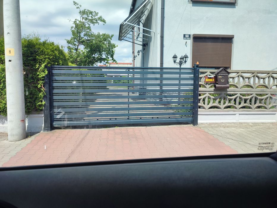 Ogrodzenia palisadowe bramy przesuwne skrzydłowe przęsła furtki