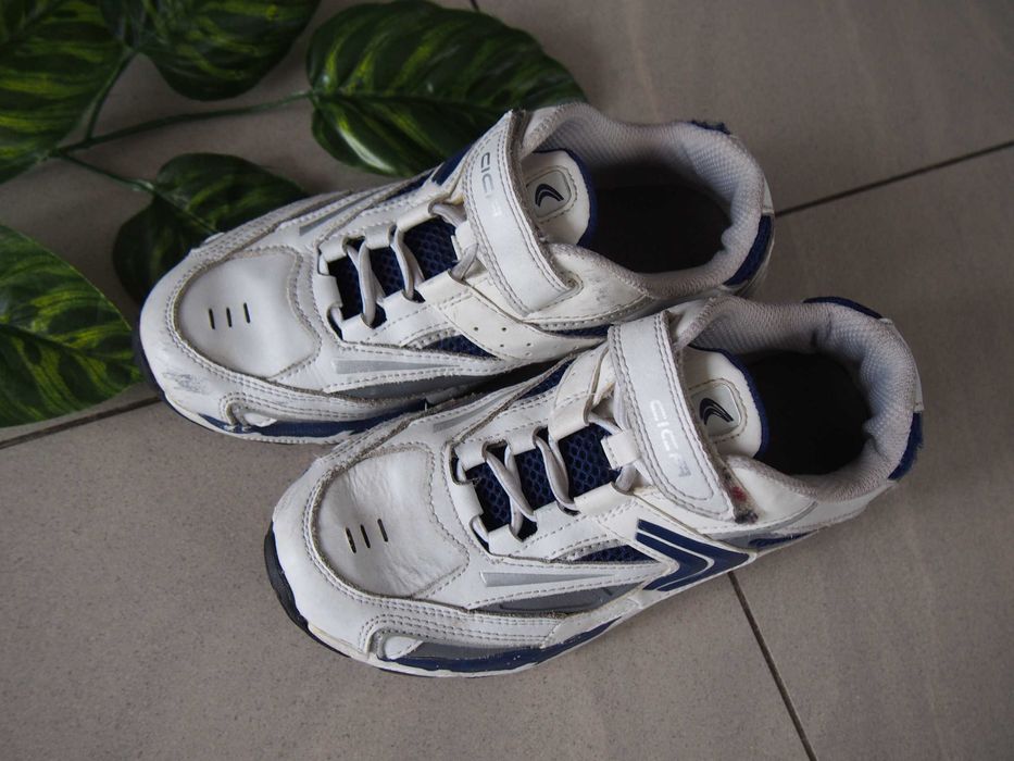 Buty adidasy sportowe 34 dziecięce