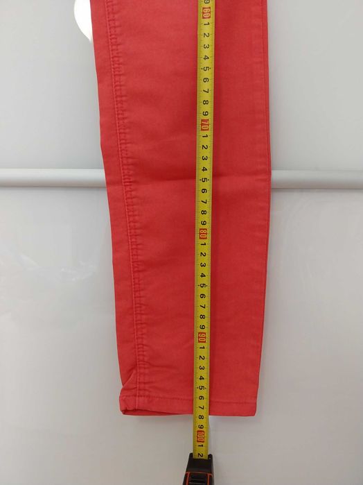 Spodnie Stradivarius roz. 40 / L