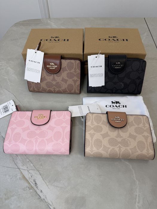 Гаманець Coach corner zip кошелек