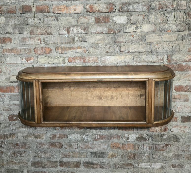 Witrynka/półka wisząca w stylu Art Deco po całkowitej renowacji