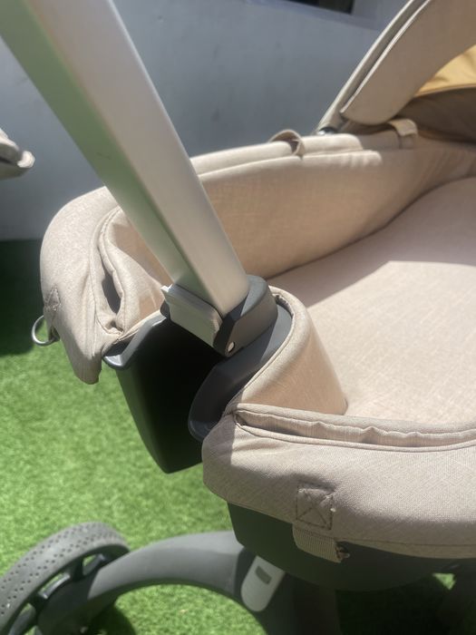 Carrinho da Stokke Xplory V4 completo – Excelente estado!
