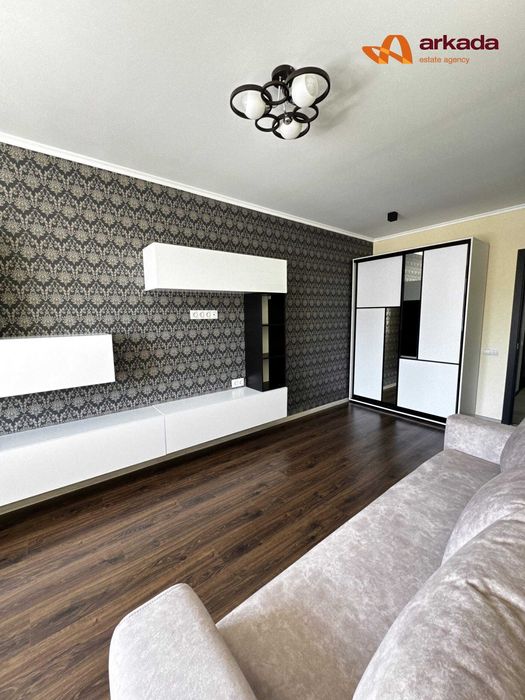 Продаж двокімнатної квартири в центрі