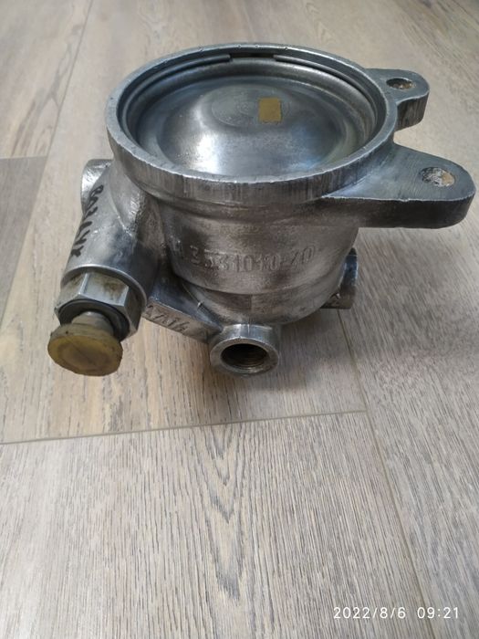 Воздухораспределитель прицепа двухпроводний і однопроводний