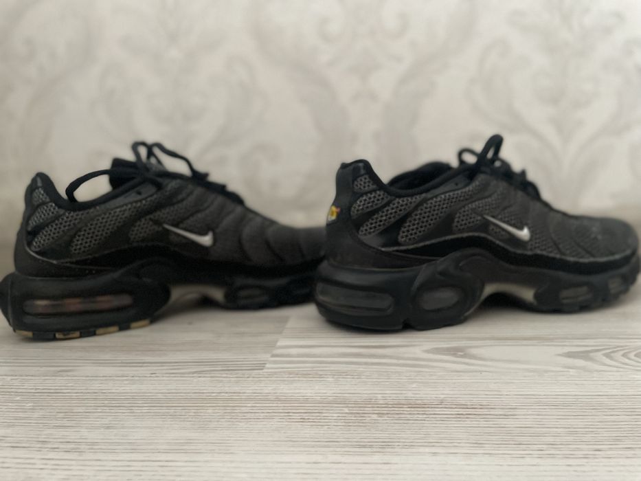 Кросівки Nike Air Tn  розмір 38 стелька 24см