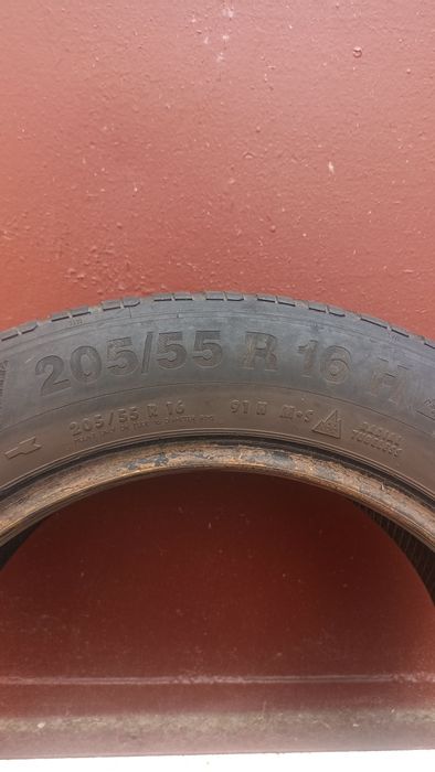Continental | 205/55 R16 | Зима | 2015 року | 2 шт | Чернігів