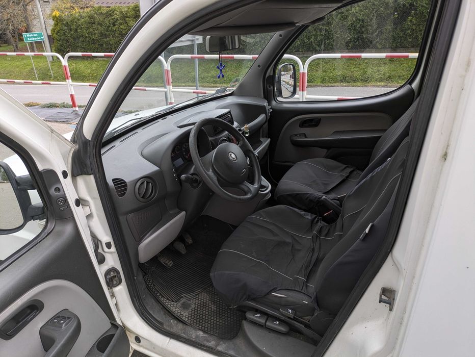 Fiat Doblo 1.3 2009r