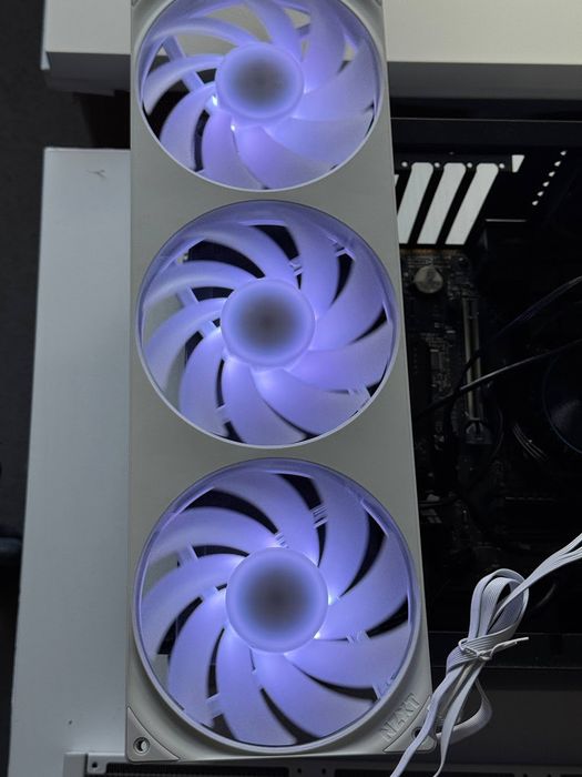 System chłodzenia cieczą NZXT Kraken Elite 420 RGB White