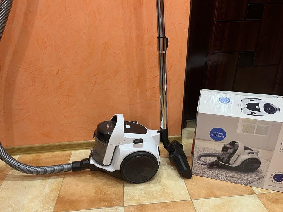 Пилосос     Bosch