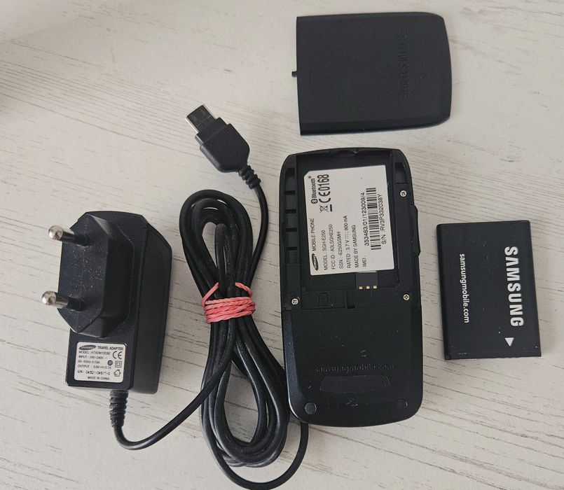 Samsung SGH-E250  слайдер ретро вінтаж
