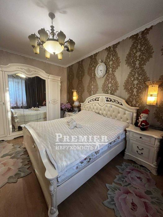 Будинок 118 кв з сучасним ремонтом з великою ділянкою землі 83.4 сотки