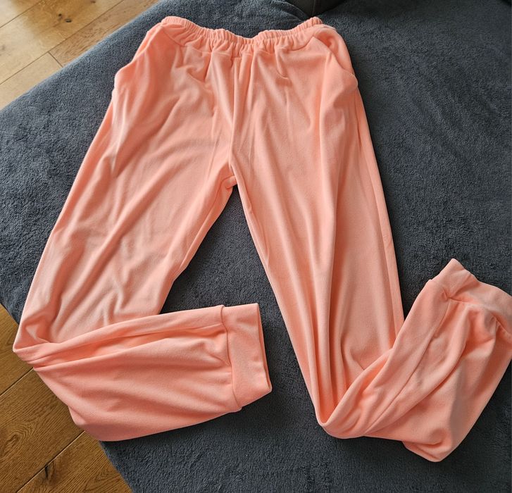 Dres welurowy rozmiar uniwersalny