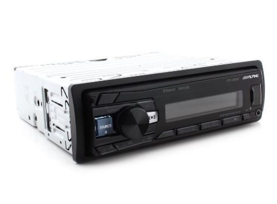 Медиа-ресивер Alpine UTE-200BT