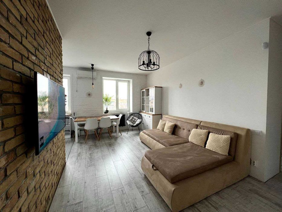 Продаж квартири з ремонтом в Центрі Соборний парк