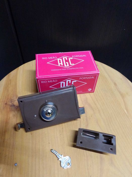Fechadura AGC 720