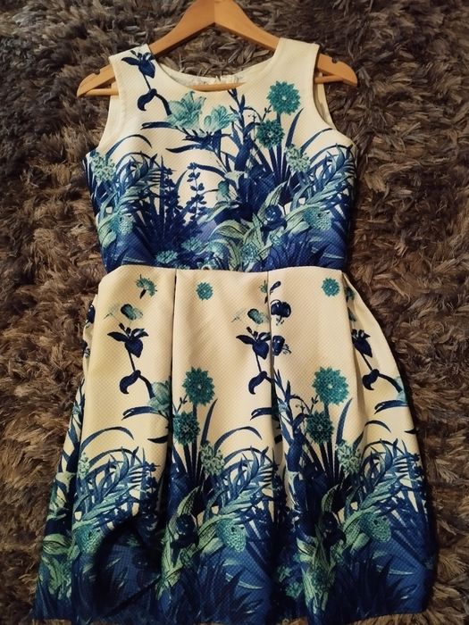 Vestido Como novo em tecido top