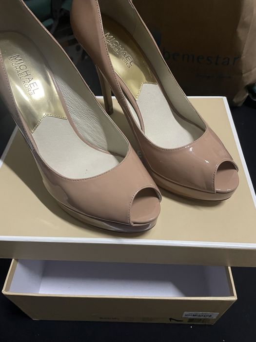 Sapatos saltos altos Michael Kors