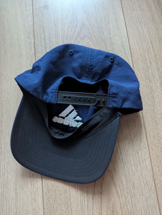 Капка adidas Адидас