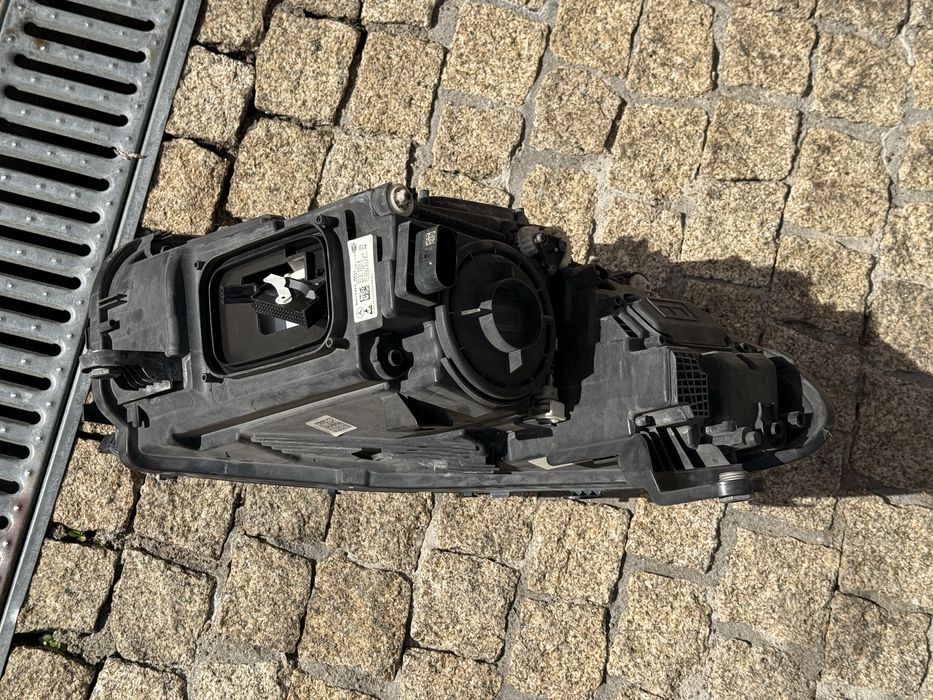 Farol LED Mercedes CLS C257