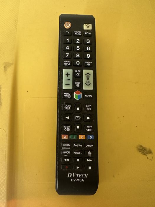 Comando universal impecável