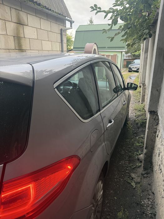 Ford s max , терміново