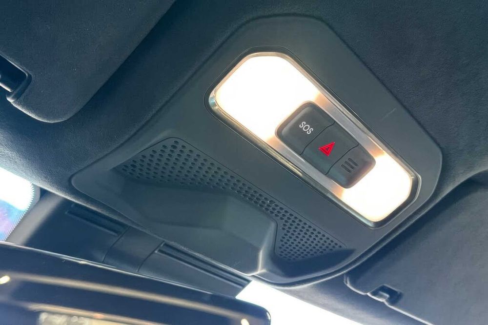 Rivian R1S Adventure Quad Motor      2023