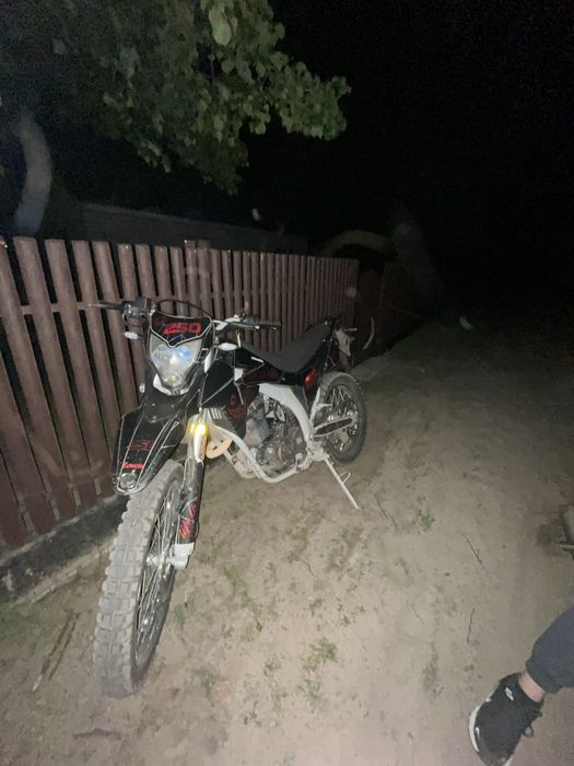 Продам Loncin LX 250 Лось 250..