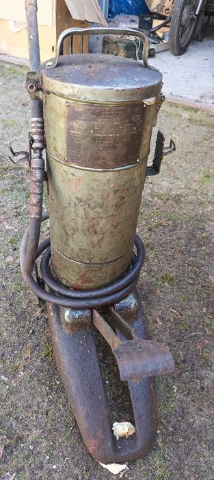 Smarownica nożna tawotnica PRL 3L masywna żeliwna pancerna