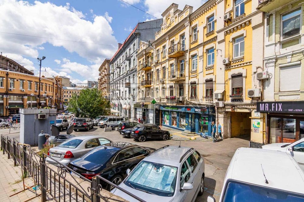 Оренда квартири, пл. Бессарабська, Центр