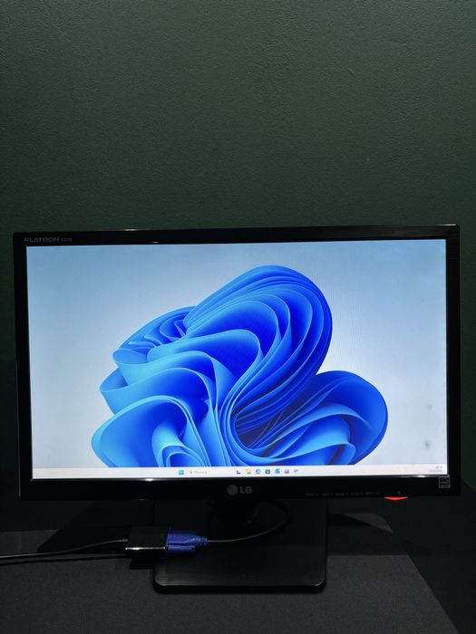 Monitor LG FLATRON E2242C - BN