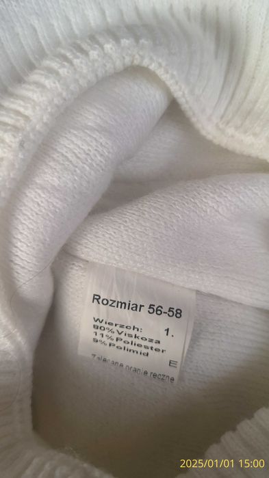 2 czapki: czarnozłota i bialosrebrna