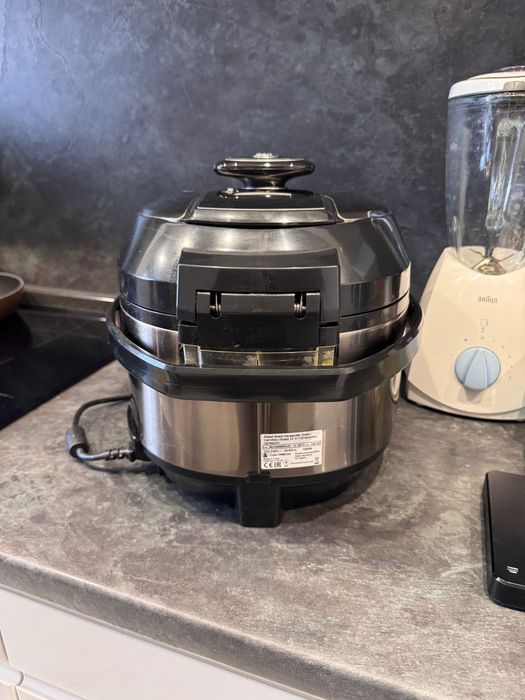 Мультиварка-скороварка AutoCook BOSCH MUC88B68RU індукційна