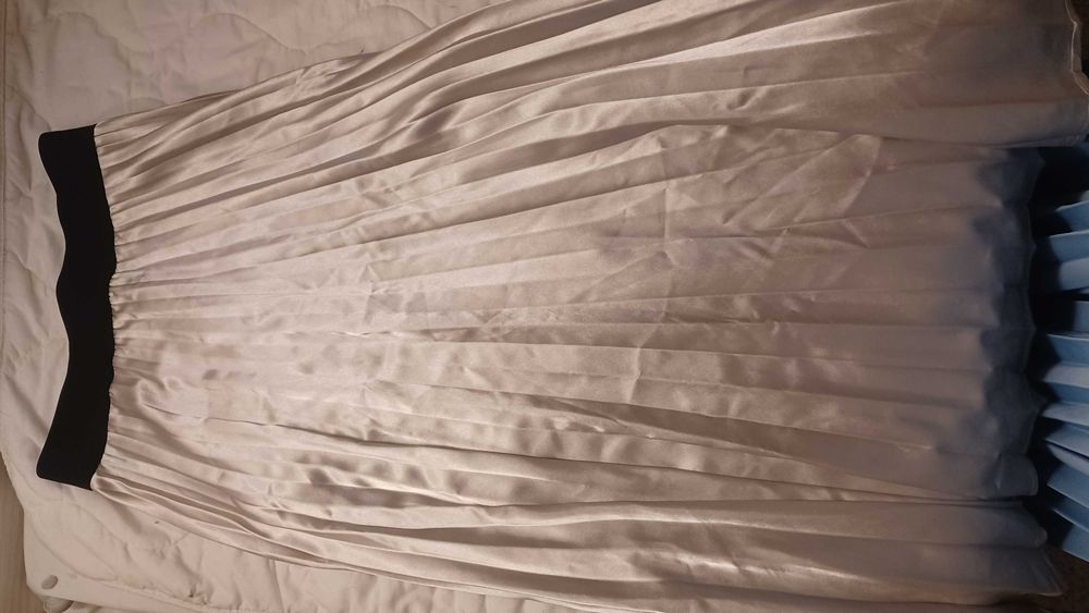 Нова міді спідниця