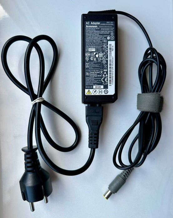 Блок живлення блок питания для ноутбука Lenovo 20V 3.25A 65W (7.9*5.5)