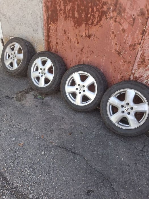 Зимові шини з дисками R15