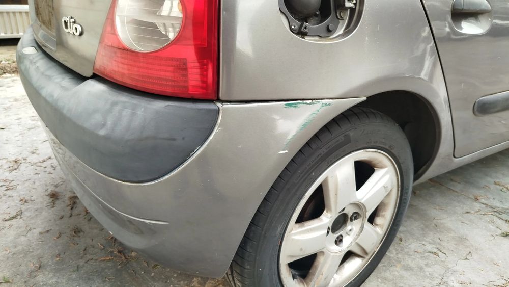 Pára-choques trás RENAULT Clio II (BB0/1/2_, CB0/1/2_)