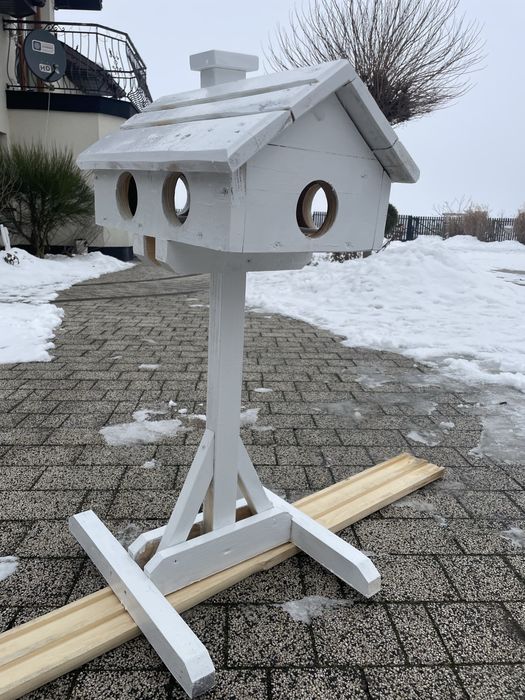 Karmniki dla ptaków