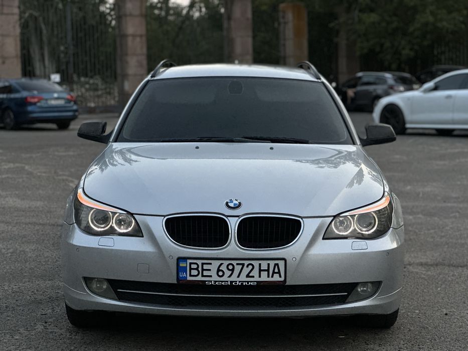 Продам BMW 5-Series 2009
