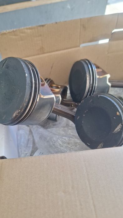 Vendo pistons e bielas tfsi BWA