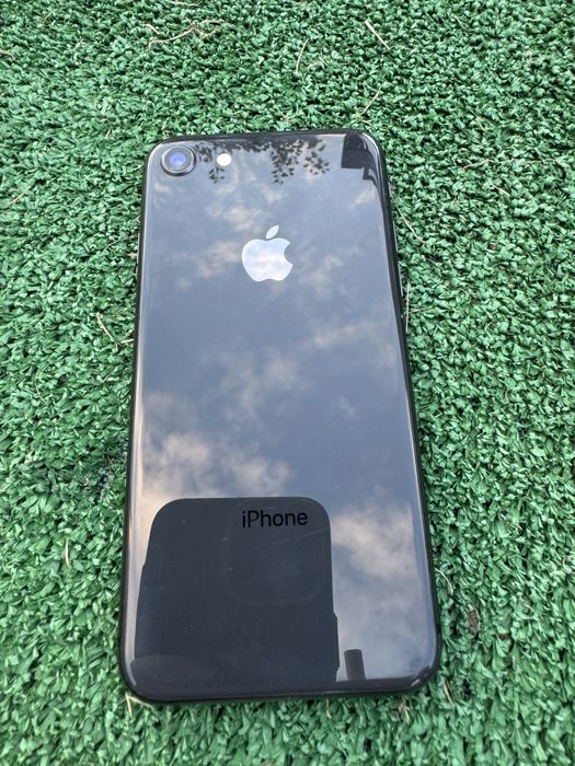 Apple IPhone 8 64GB Black ( Neverlock)