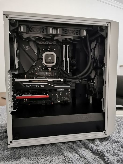 PC Gaming Ryzen 7 5700X3D | rtx 5070 | 32GB RAM |