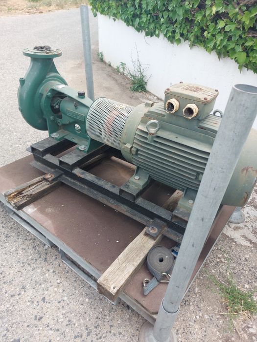 Eletrobomba WEG Caprari