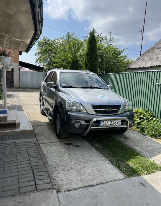 Машина Kia Sorento