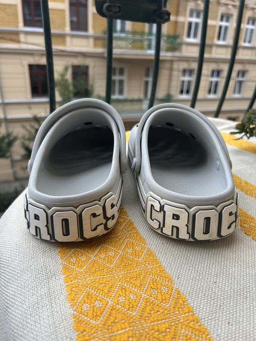 Crocs Off Court Logo Clog