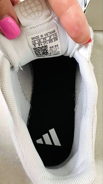 Adidas 37 розмір дитячі кросівки