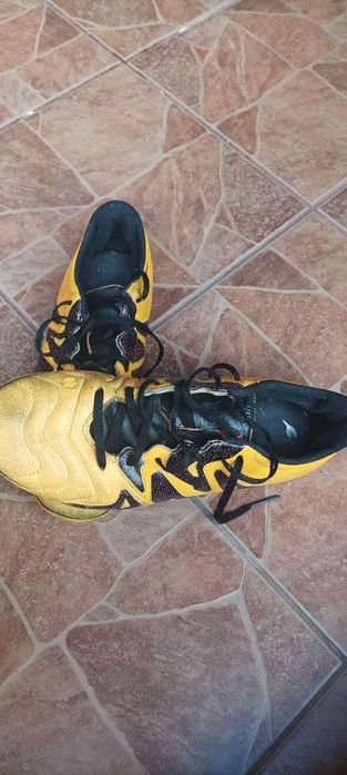 Сороконіжки Adidas напів-професійні