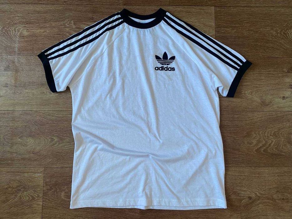 Футболка adidas біла розмір L