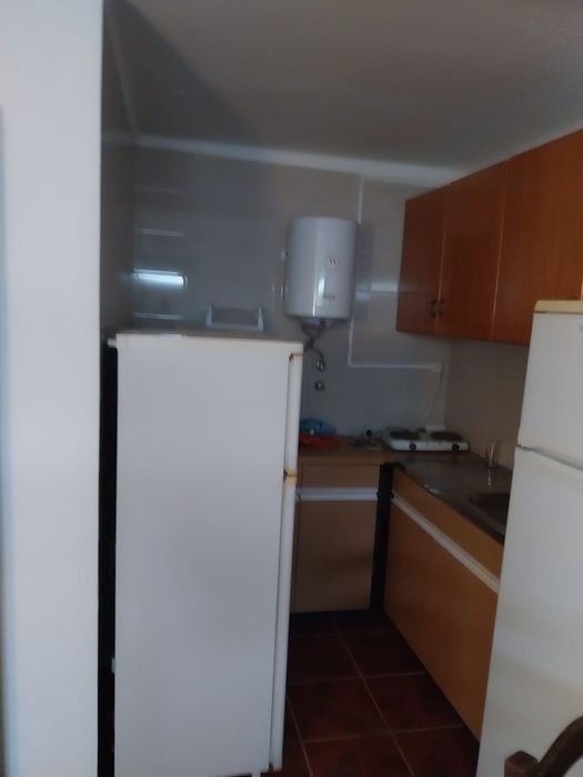 Vende-se fração com potencial habitacional + centro de Beja
