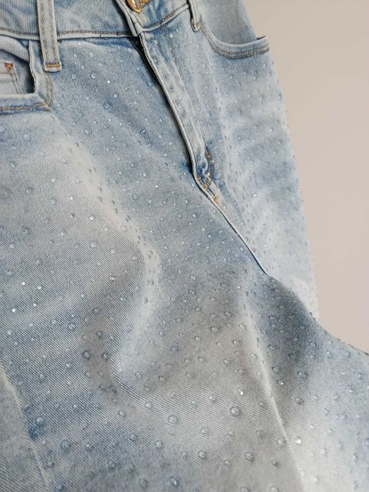 Jeansy M Sara rozmiar S błysk