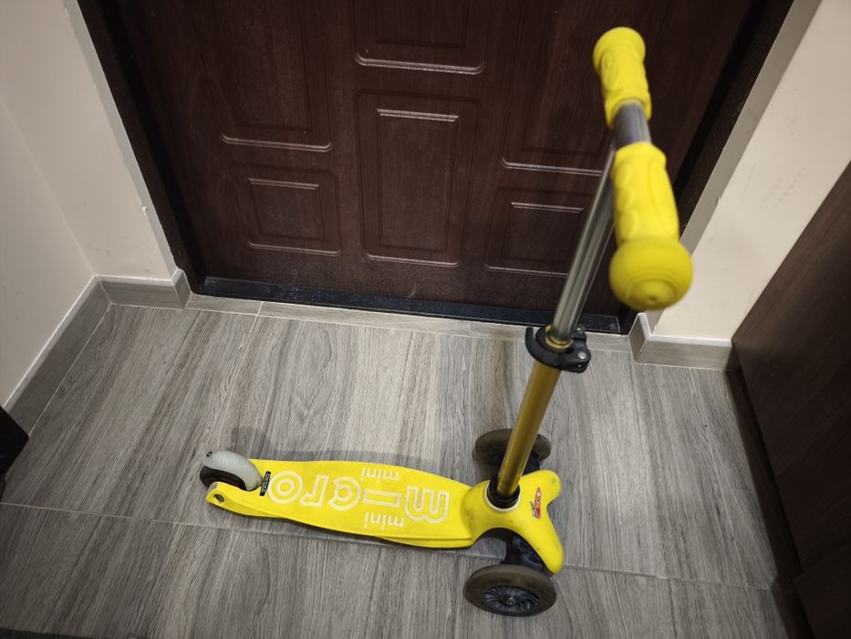 Самокат Micro Mini Deluxe LED